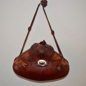 Armadillo Purse